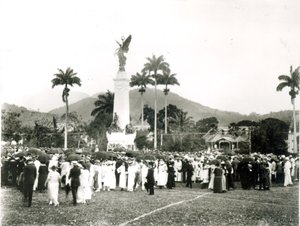 Dévoilement du monument aux morts, Port of Spain, Trinidad, 1920 - English Photographer